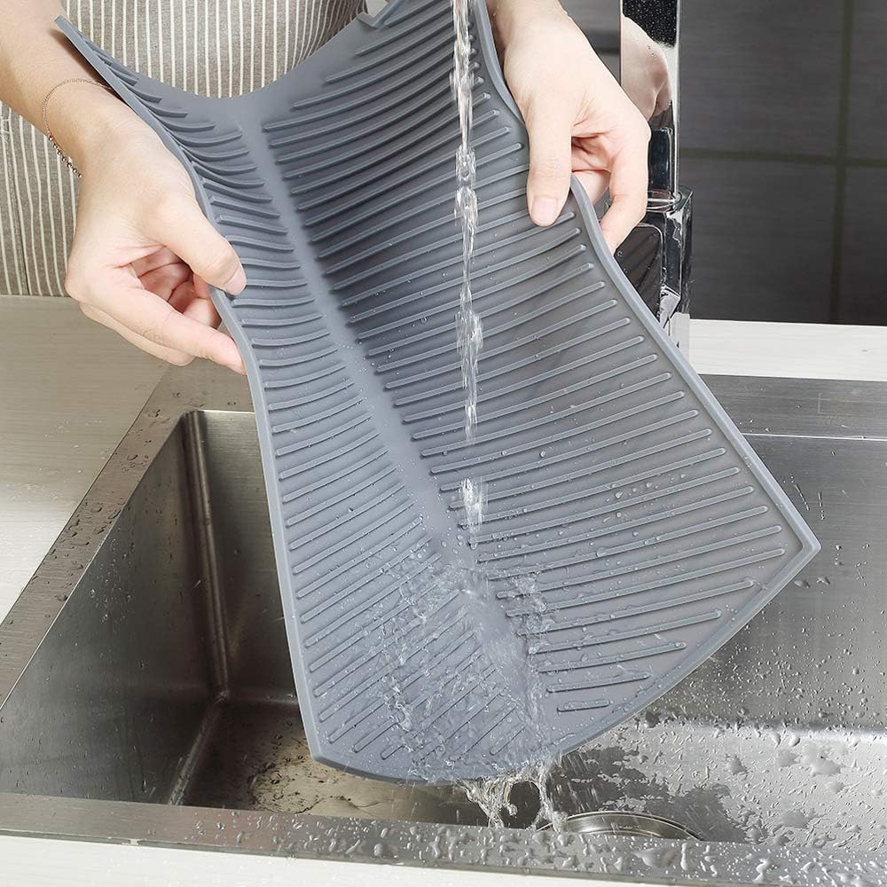 Silicone Dish Draining Mat, Eco Friendly Dish Drying Mat Kitchen Counter Anti-Skid and Heat Insulation Pad, Sink Drainer Mat with Dense Drainage Grooves (M (17"×13"))