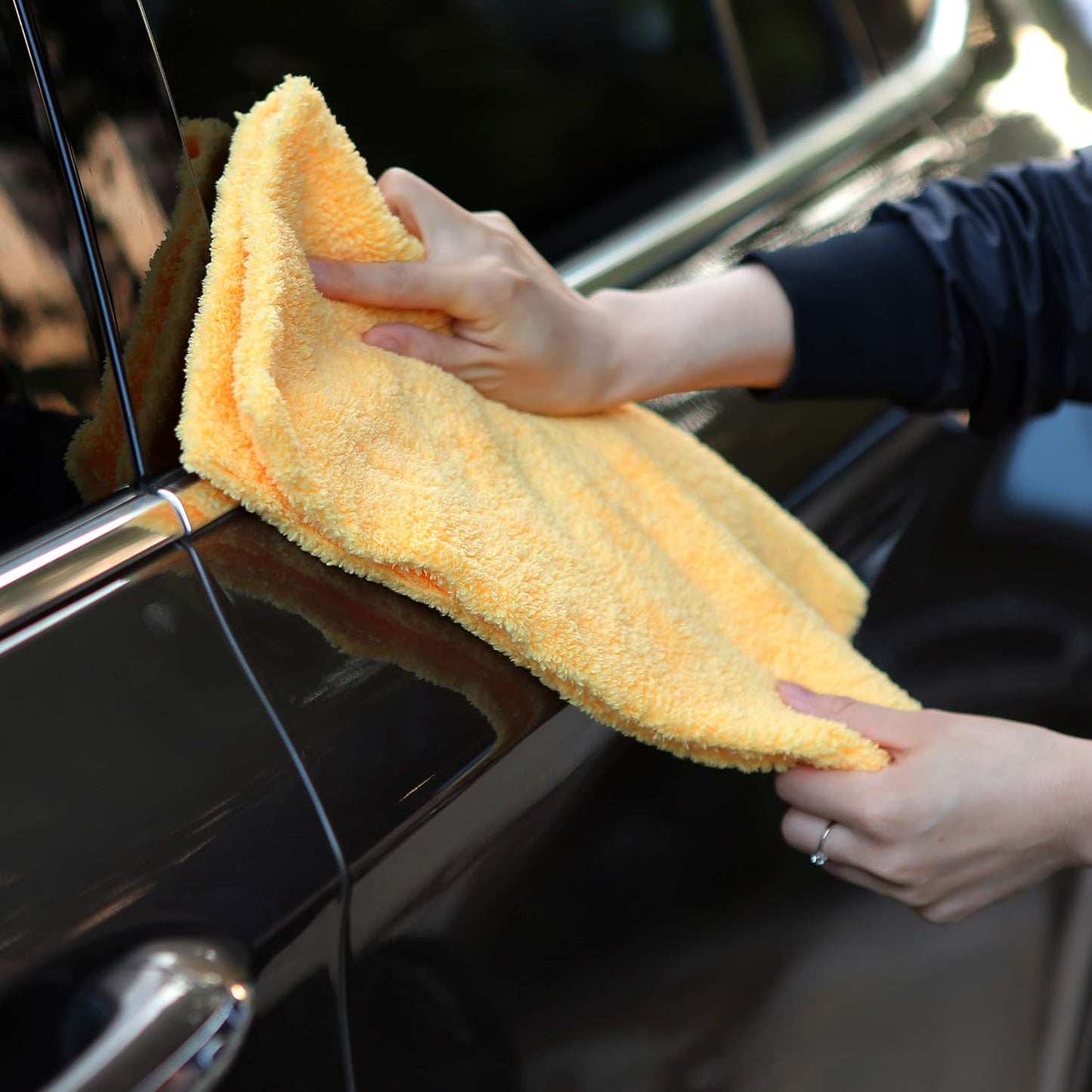 CARCAREZ Microfiber Towels for Cars, Car Drying Wash Detailing Towel with Plush Edgeless Microfiber Cloth (Yellow)