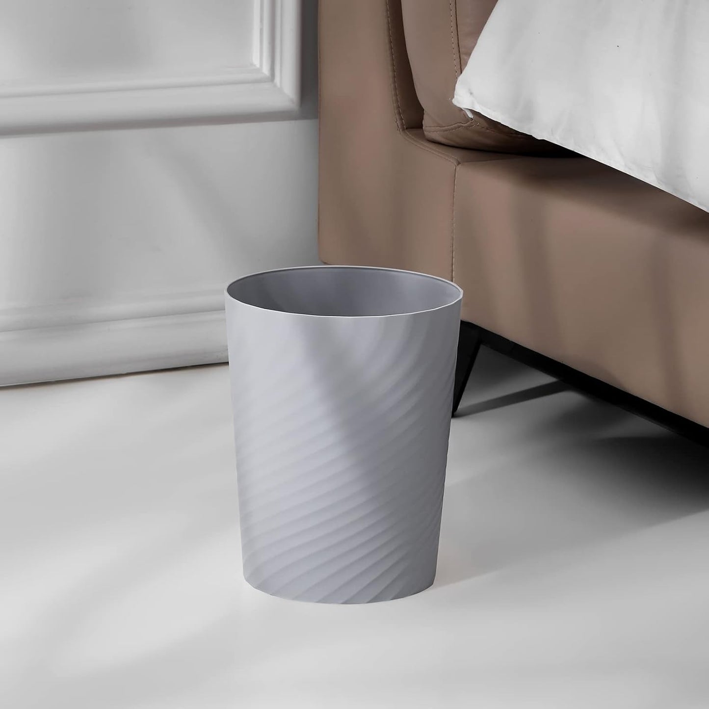 UUJOLY Plastic Small Trash Can Wastebasket, Garbage Container Basket for Bathrooms, Laundry Room, Kitchens, Offices, Kids Rooms, Dorms, 1.8 Gallon, Grey, 3 Pack