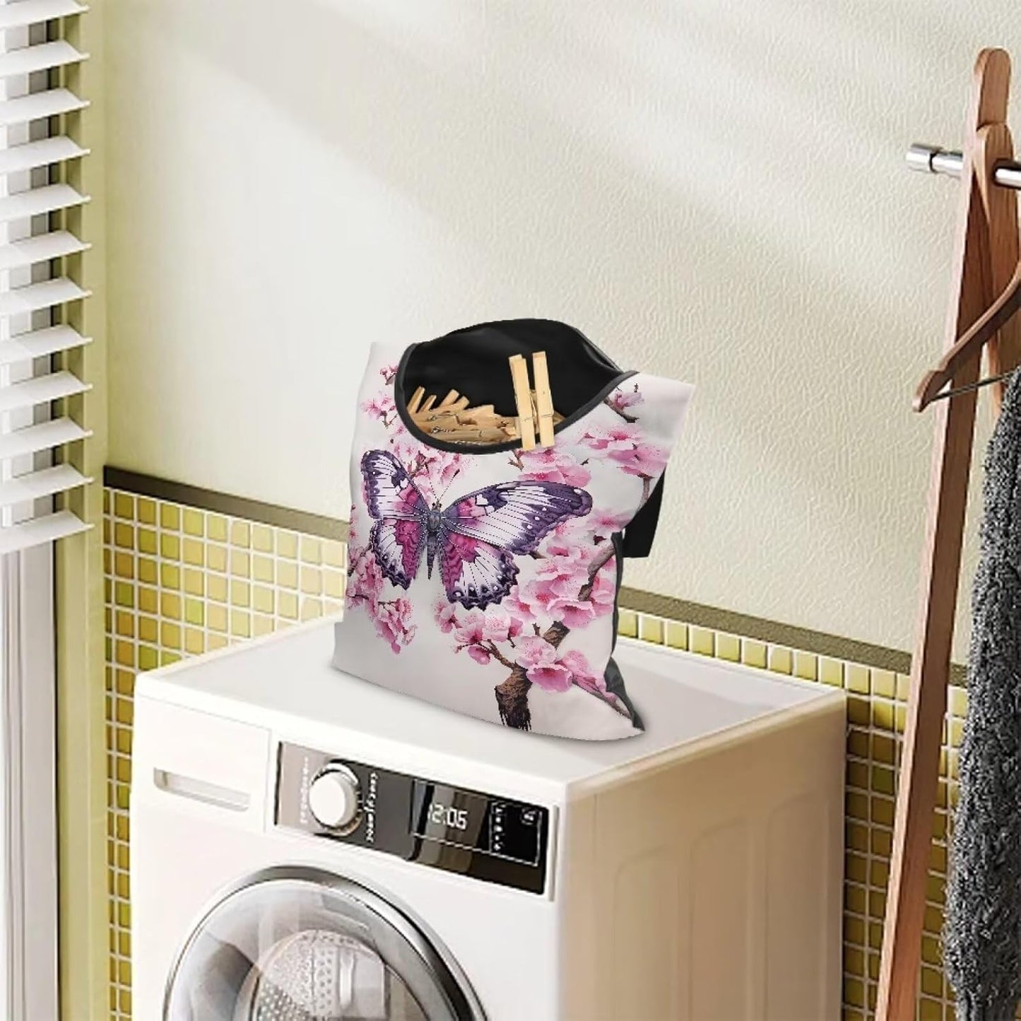 2 Pcs Clothes Pin Hanging Bag, Butterfly Clothes Pins Bag Holder Outdoor 4.Stylish Clothespin Bag with Hanging Rope for Clothes Pin and Clothespin