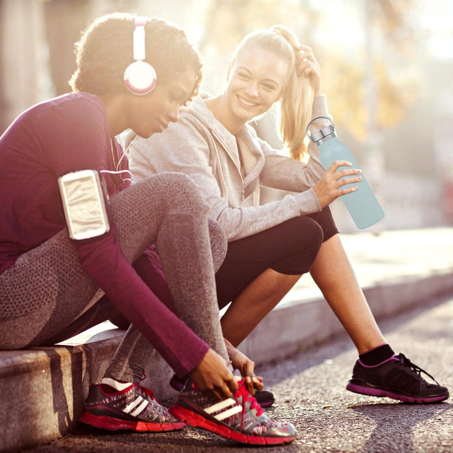 Neihepal 20 oz Insulated Water Bottles Bulk 2 Pack,Stainless Steel Double Wall Sport Bottle with Lid of Handle,Metal Reusable Thermoses Flask with Cup Cap for School,Cyclists,Gift (Fog,Set of 2)