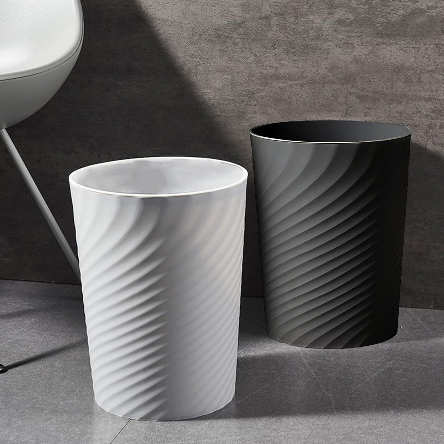 2 Pcak Small Bathroom Trash Can 1.8 Gallon Waste Basket Garbage Can for Bedroom Office Kitchen, Black