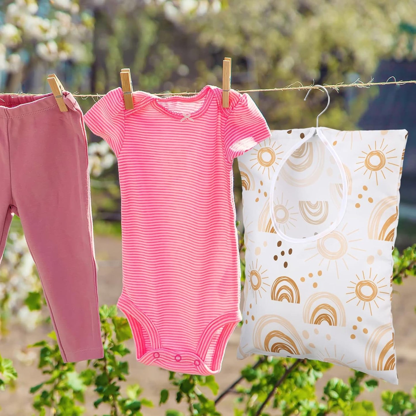 Woanger 2 Pcs Clothes Pin Bag Clothespin Holder 15 x 11 in to Hang on Line Clothes Pin Hanging Bag for Clothesline Outdoor Storage Organizer Basket with Large Opening(Cute Style)