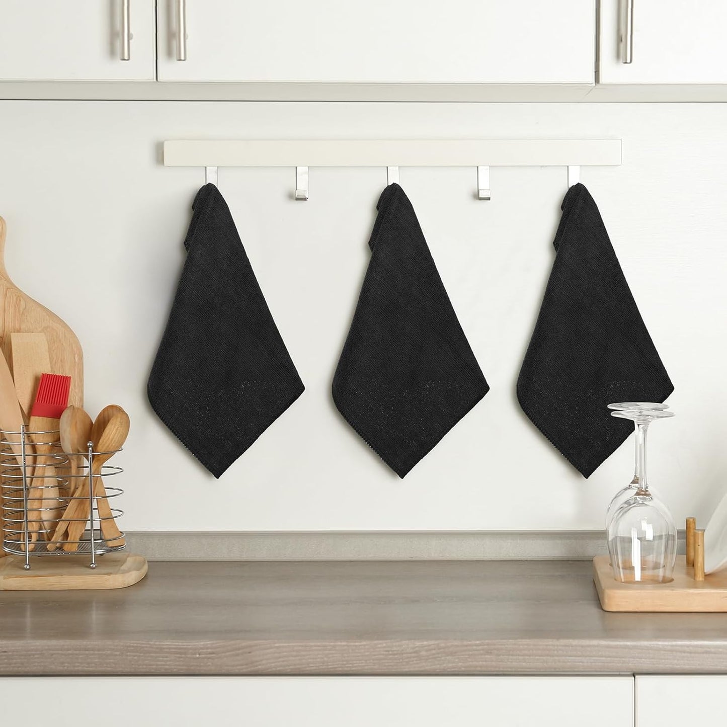 200 Pieces Microfiber Cleaning Cloths Bulk Absorbent Microfiber Towels Reusable Lint-Free Streak Free Wash Rags for House Kitchen Office Restaurants Bar Shop Car, 12 x 12 Inches (Black)