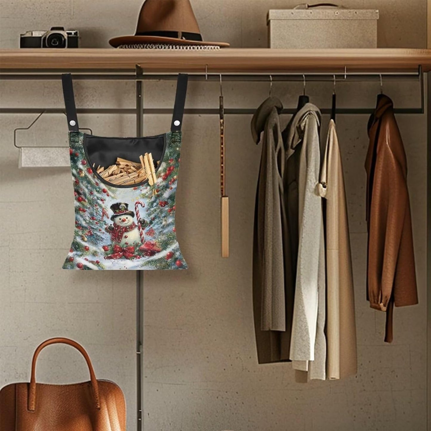 Snowman Clothespin Bag Christmas 2025 Hanging Storage Organizer Clothes Pin Bag Waterproof Laundry Clothespin Bag Clothespin Holder with Hanger Hook for Easy Hang and Large Opening