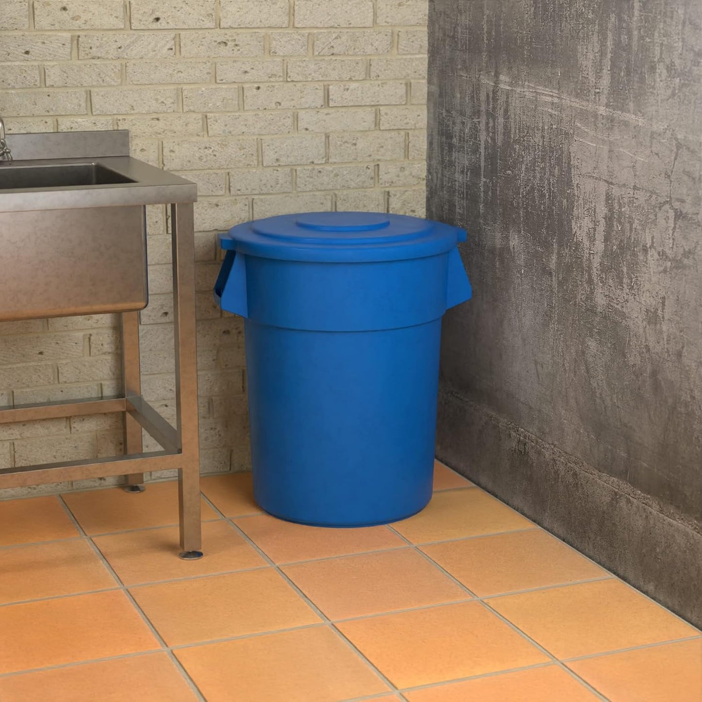 55 Gallon Blue Round Commercial Trash Can with Lid