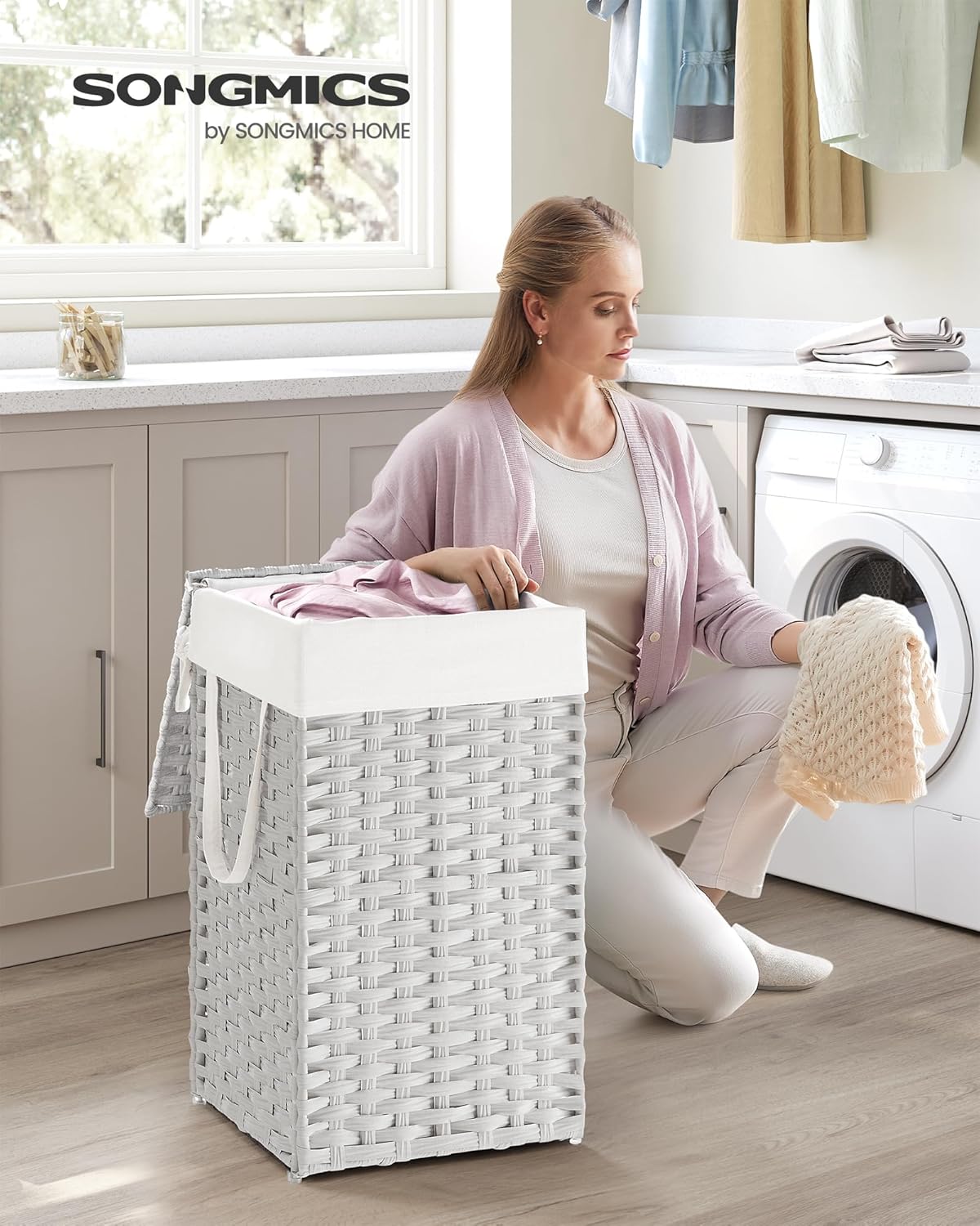SONGMICS Laundry Hamper with Lid, 17.2 Gallon (65 L) Synthetic Rattan Clothes Laundry Basket with Lid and Handles, Foldable, Removable Liner, Cloud White ULCB165W01