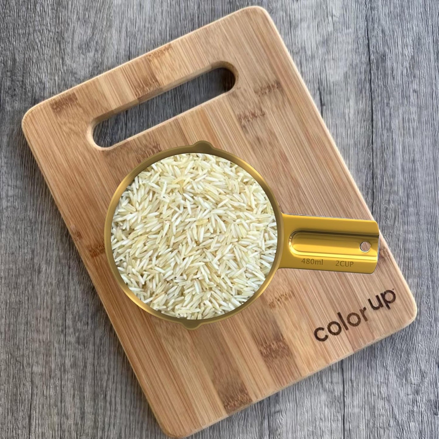 Color Up 2 Cup Measuring Cup, 480ml Gold Stainless Steel Metal Measuring Scoop, Easy-Pour Spouts, Engraved Markings, for Dry & Liquid Ingredients